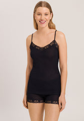 LACE23 Top