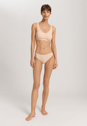 INVISIBLE TOUCH String